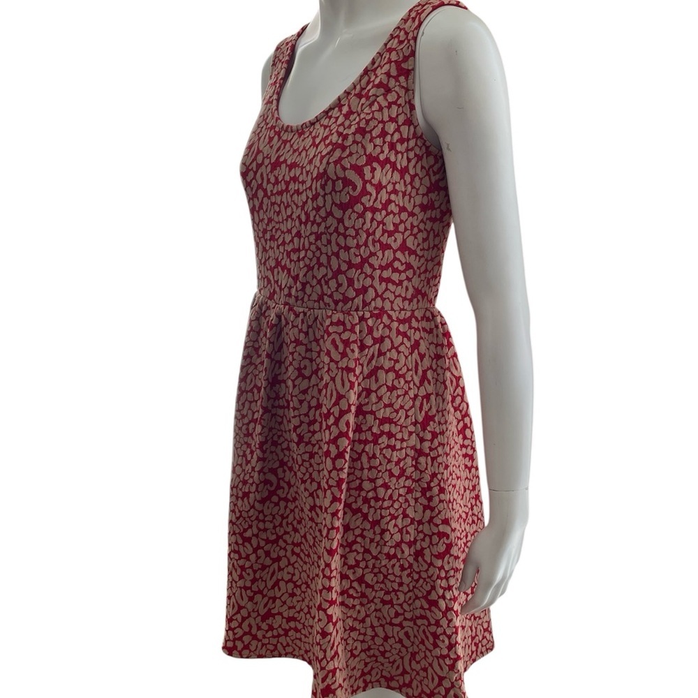 ~MAEVE Red and Beige Textured Dress, Small. - Picture 10 of 11